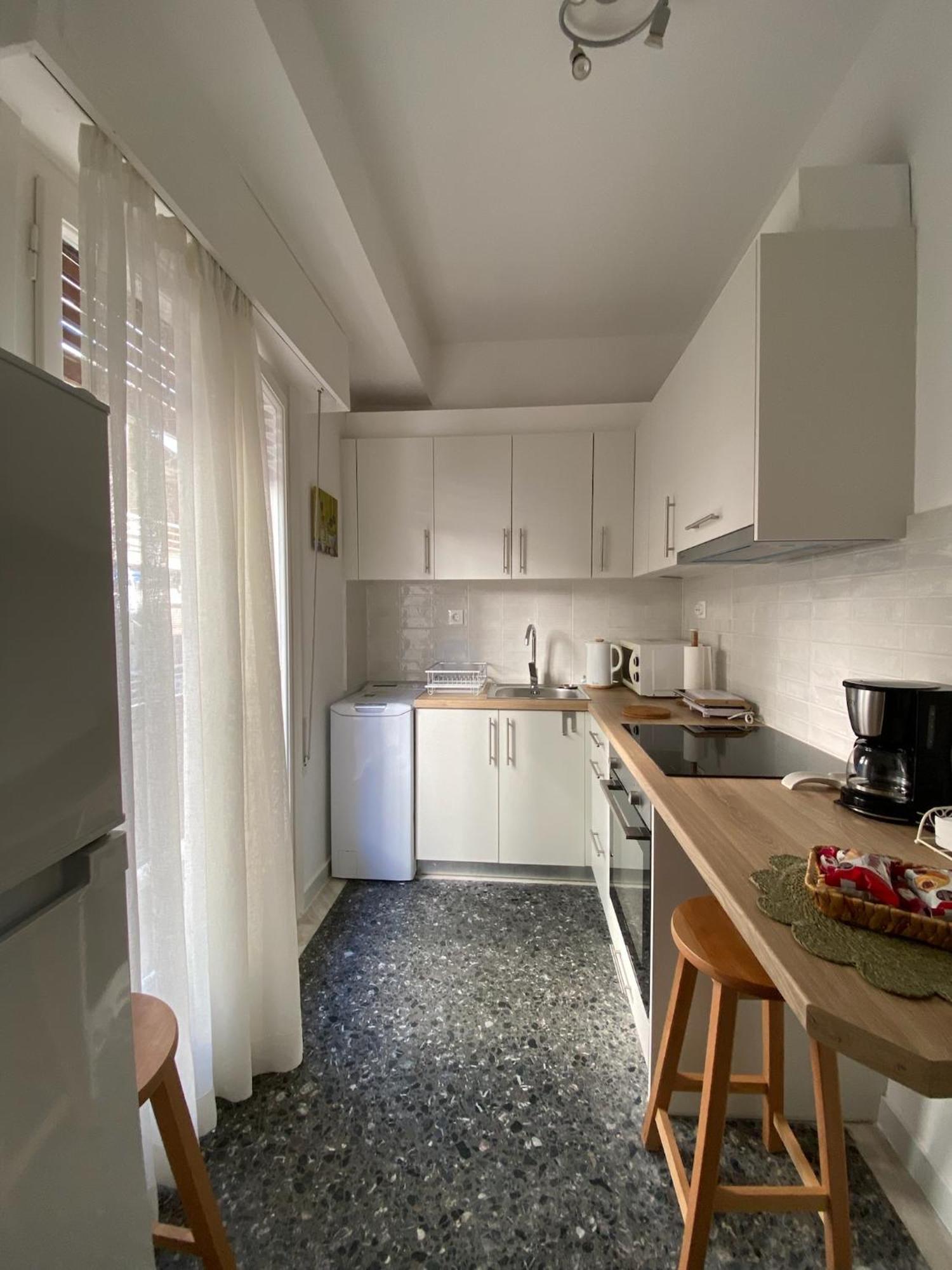 Nadia'S Apartment , Athén Kültér fotó